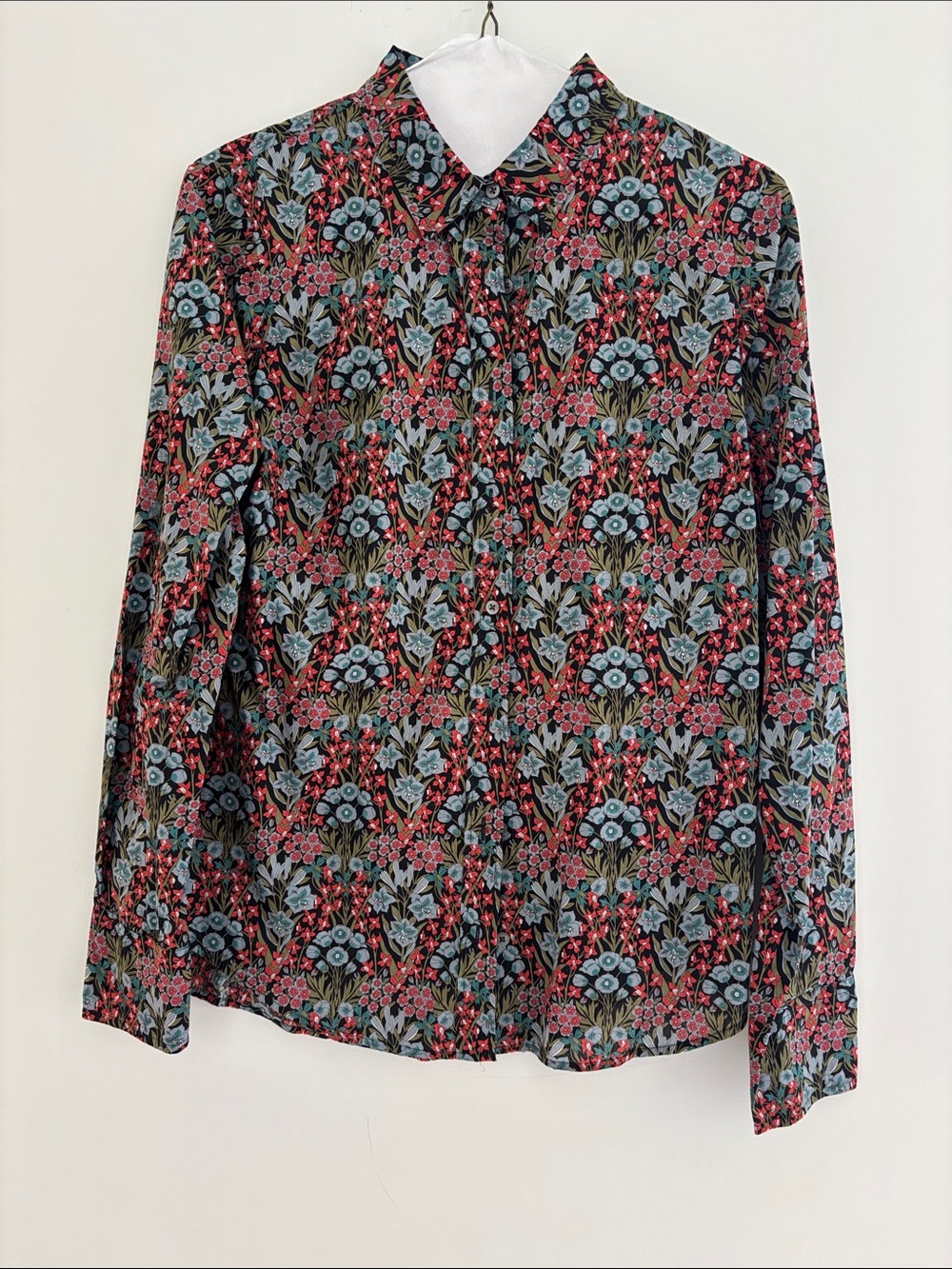 I Crew Liberty Floral Long-Sleeve Button-Up Shirt - Black Floral Print, size 8